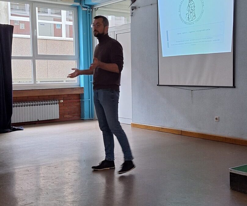 Djeca, mete e-cigareta i energetskih pića